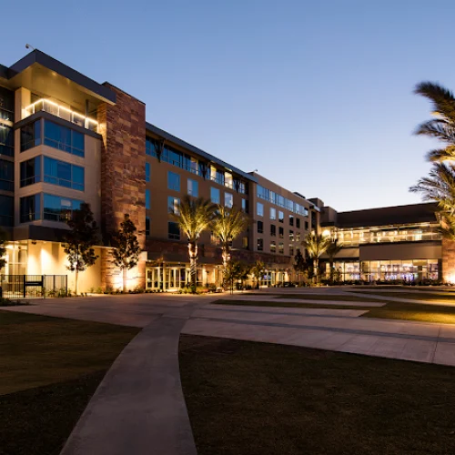 AF1QipNXSJ8bV1OYK_czRdtnP9q_uksU_a8PhmULKzwn=s680-w680-h510-rw